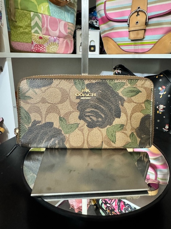 Coach Handbags - Coach Camo Rose Long Zip Wallet